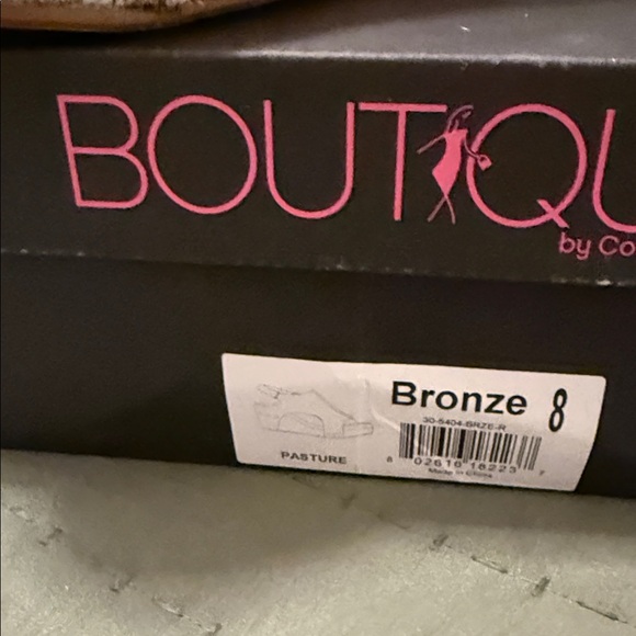 Boutique Corkys Women's Mohair Brown Sandals w/ Yoga Mat insoles - Picture 4 of 9